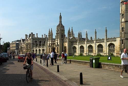 Cambridge. Kings College